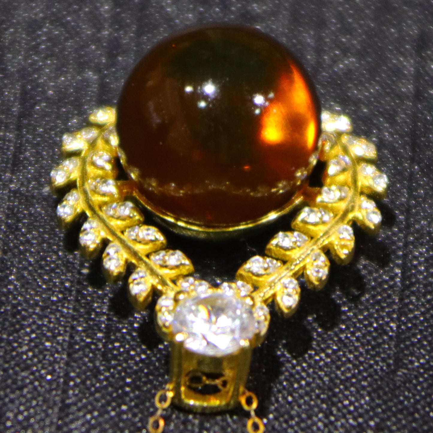 925 Sterling Silver Natural Mexico Blue Amber Ivy Pendant with 10mm Round Bead