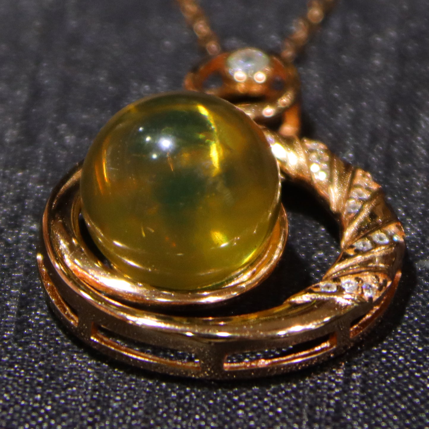 925 Sterling Silver Geometric Pendant with Natural Mexico Blue Amber Gemstone