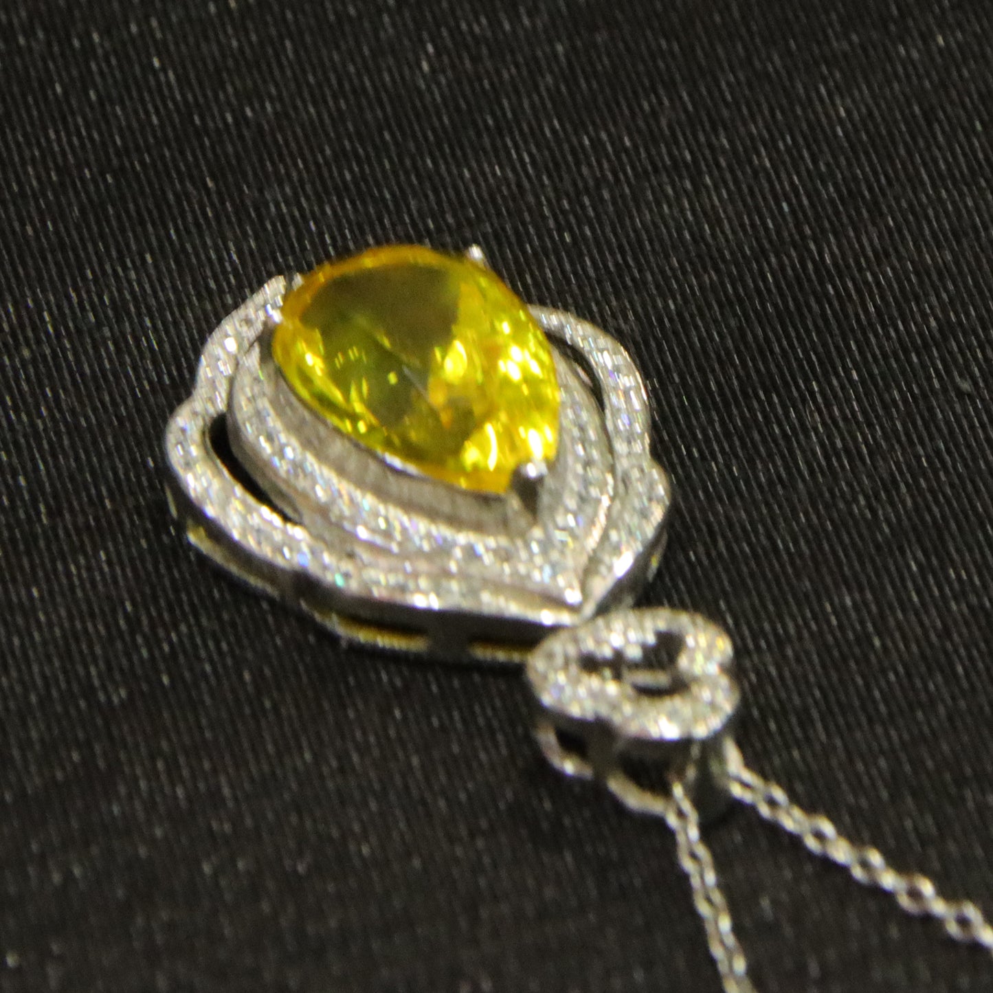 Retro simple blue amber diameter 9.1mm 0.003kg ladies necklace pendant
