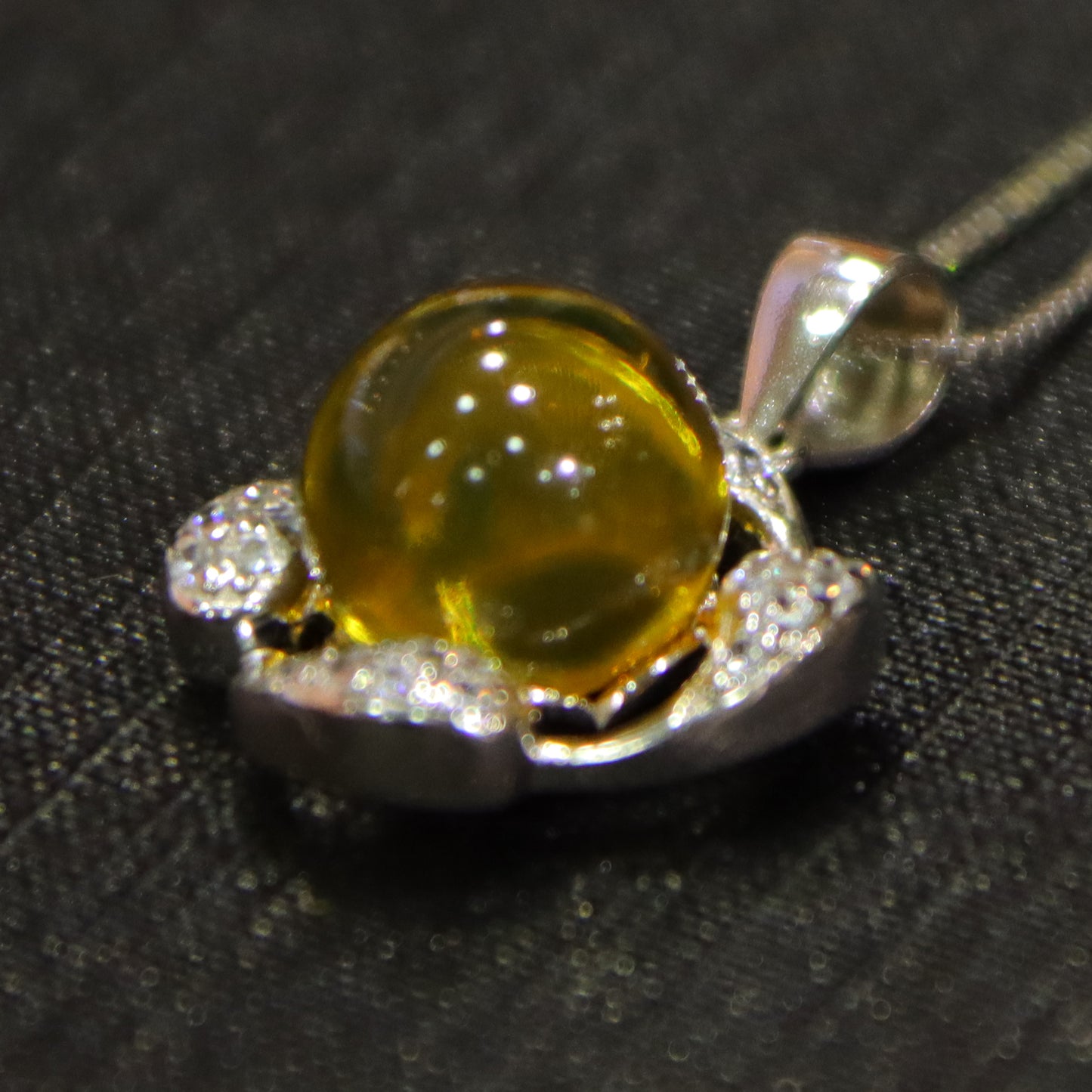 Sterling Silver Flower Pendant with Natural Mexican Blue Amber Gemstone – 9mm Round Bead