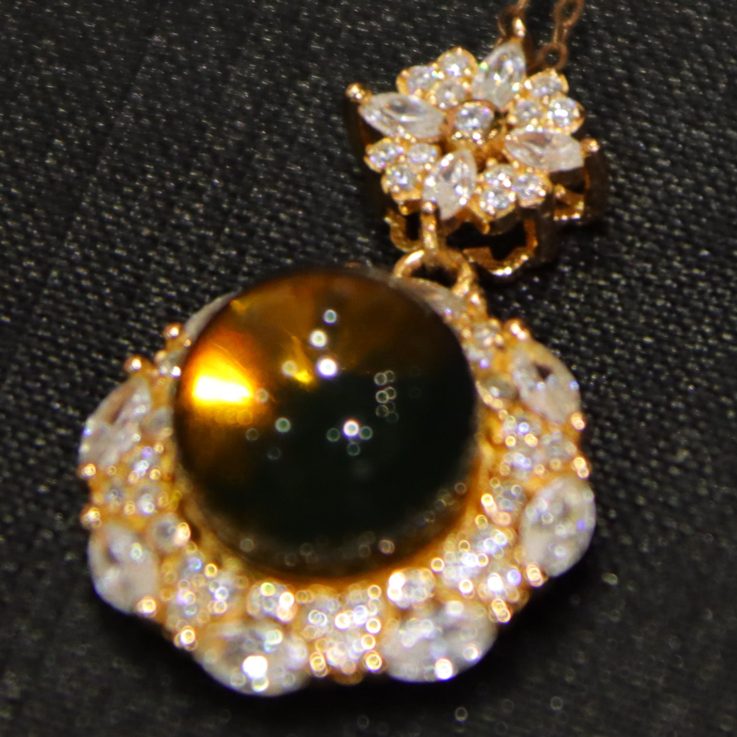 925 Sterling Silver with Zircon & Natural Mexico Blue Amber Round Pendant - 9mm Bead