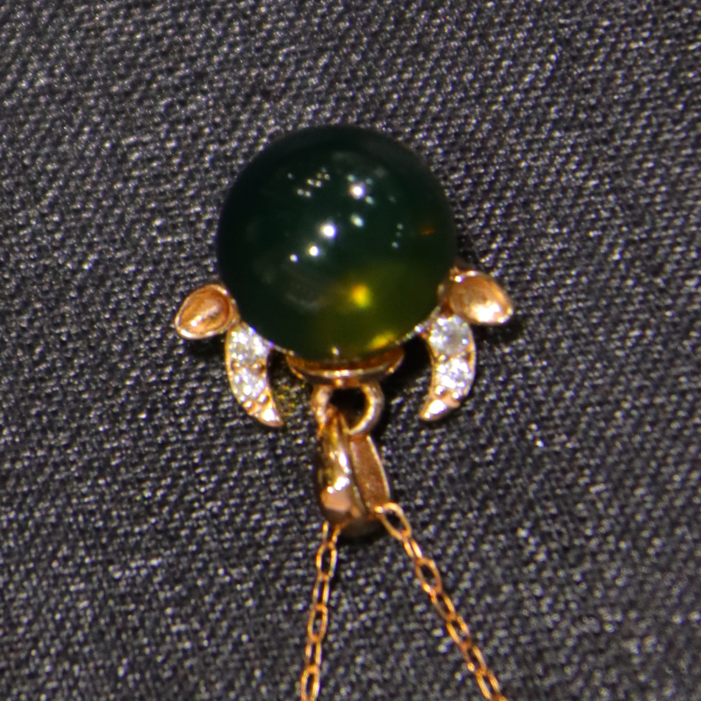 925 Sterling Silver Natural Mexico Blue Amber Cartoon Pendant with 10mm Round Bead