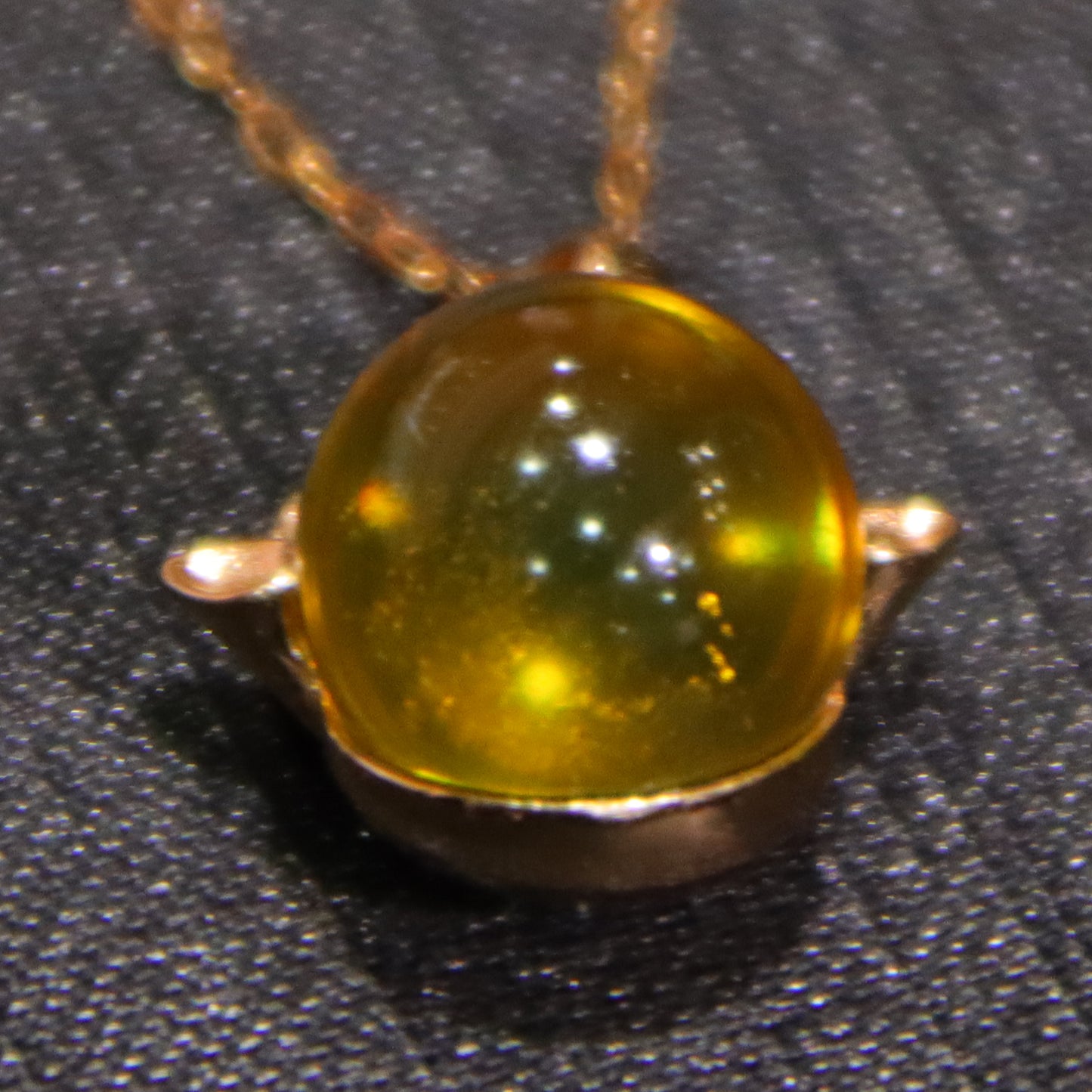 925 Sterling Silver Natural Mexico Blue Amber Cartoon Pendant with 10mm Round Bead