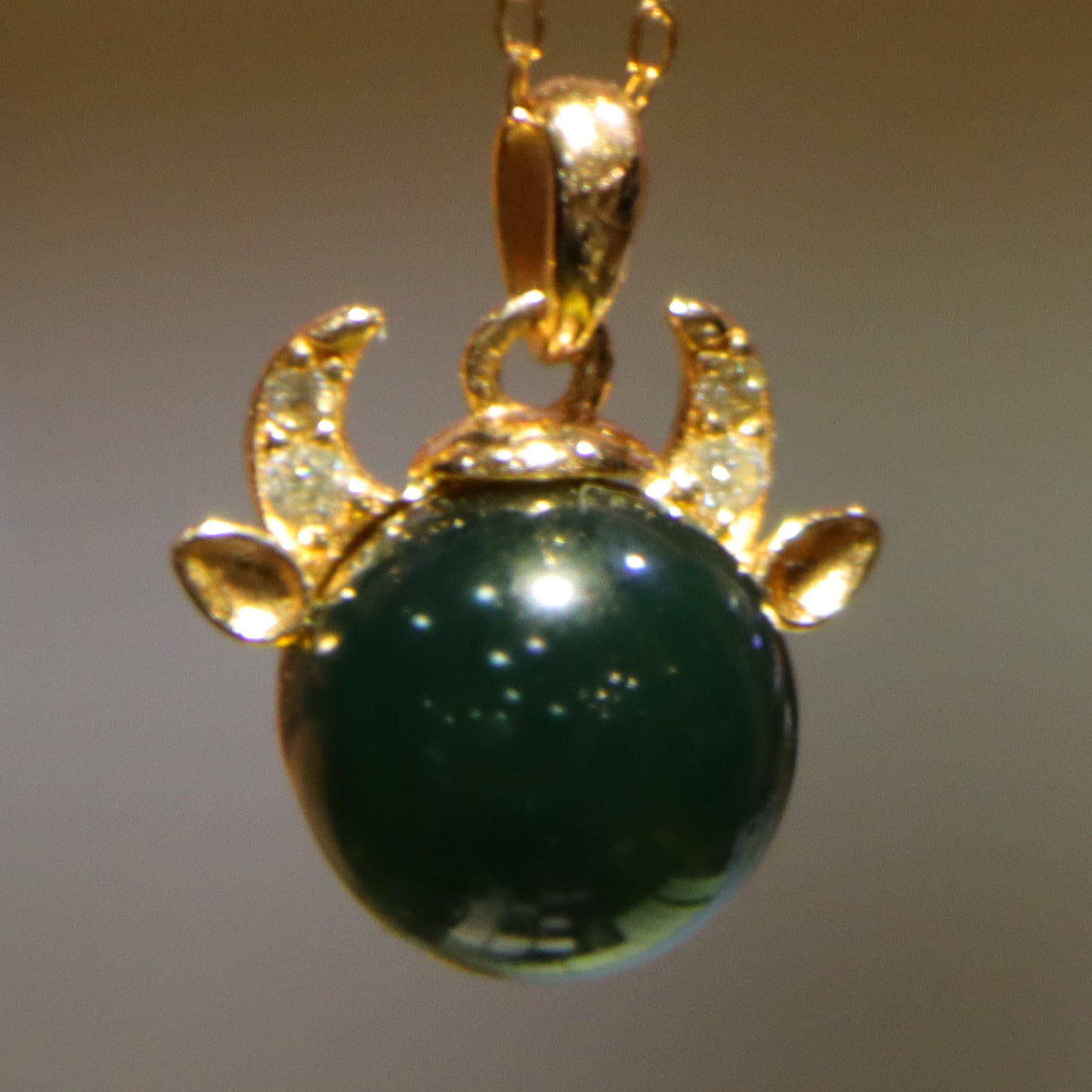 925 Sterling Silver Natural Mexico Blue Amber Cartoon Pendant with 10mm Round Bead