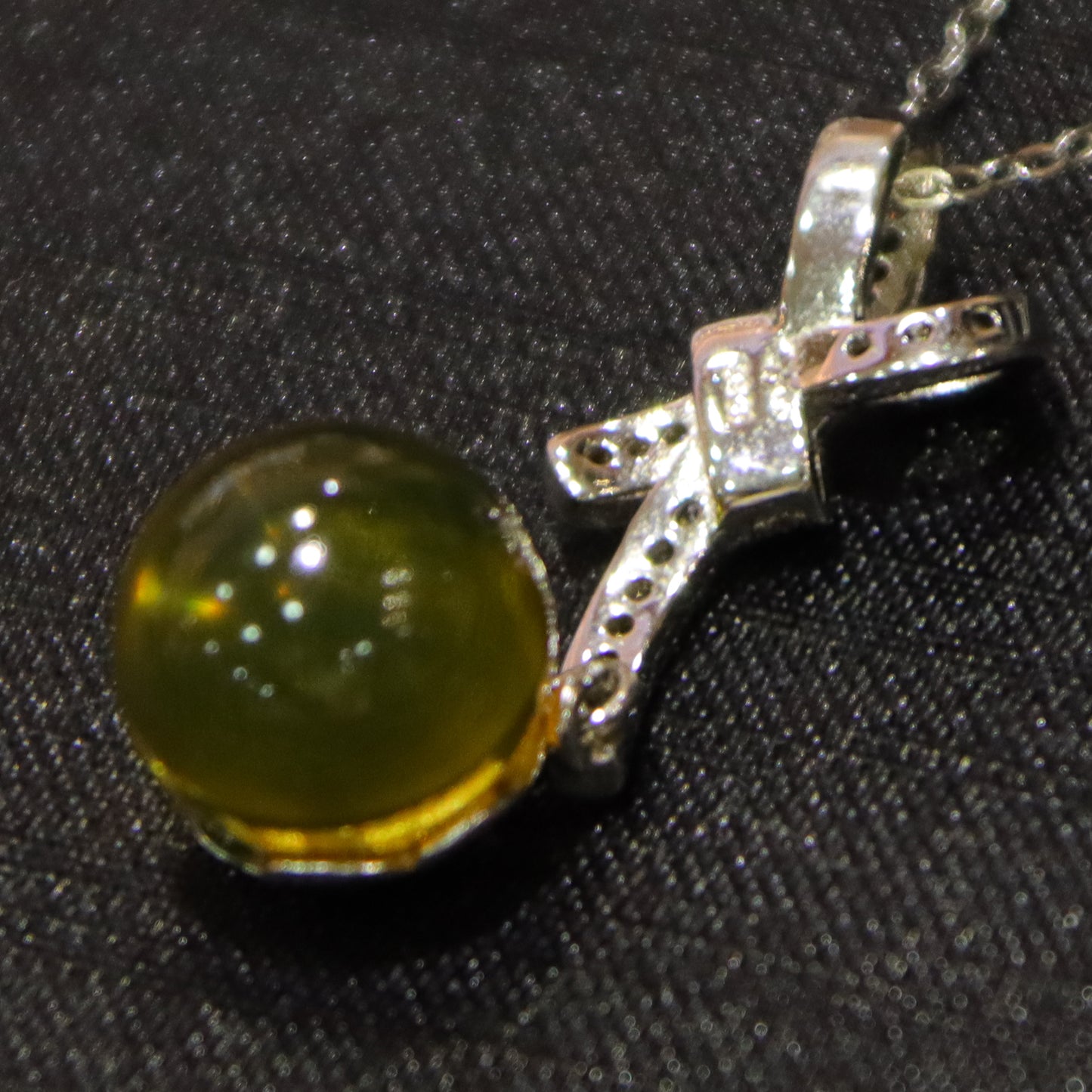 925 Sterling Silver Natural Mexico Blue Amber Bow Pendant with 10mm Bead