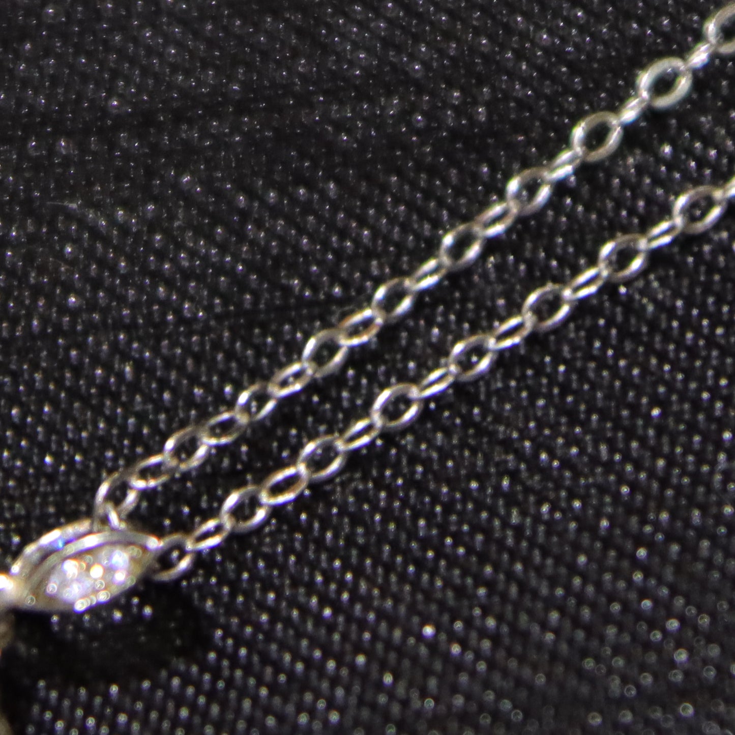 925 Sterling Silver Natural Mexico Blue Amber Round Pendant Necklace - 8mm Bead