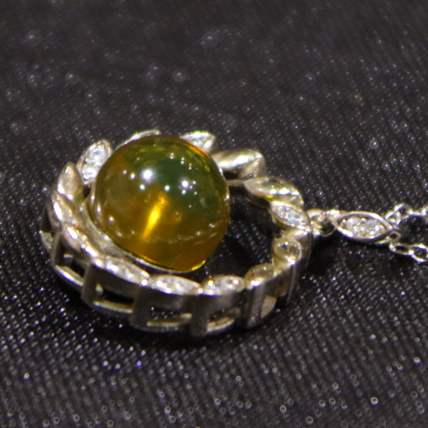 925 Sterling Silver Natural Mexico Blue Amber Round Pendant Necklace - 8mm Bead