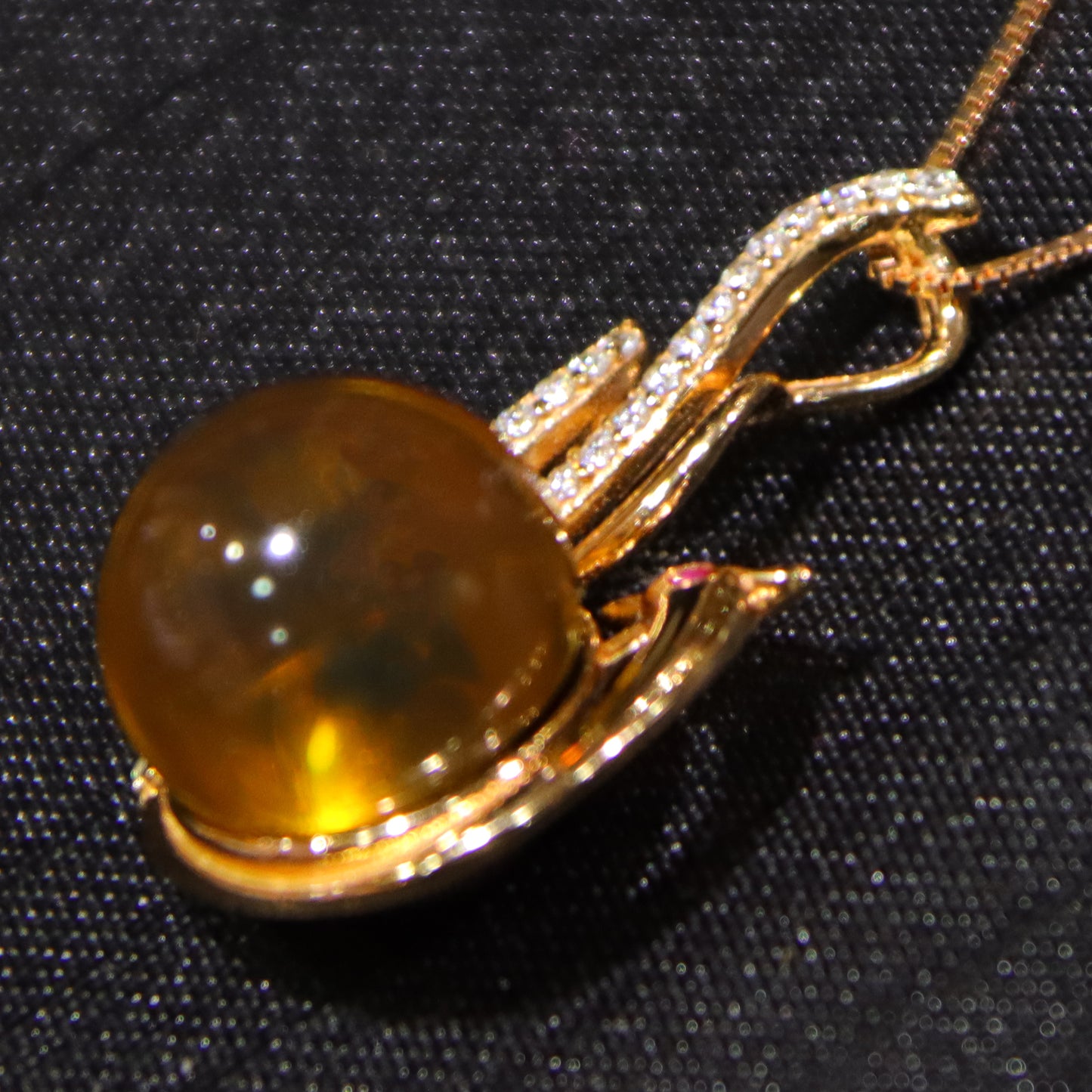 925 Sterling Silver Natural Mexico Blue Amber Phoenix Pendant with 12mm Round Bead