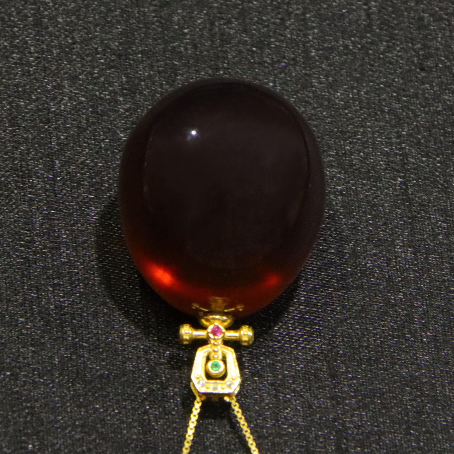 Fashion simple blue amber ladies 22.8mm party necklace pendant