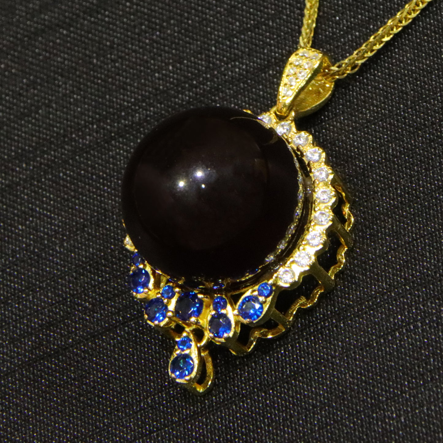 Fashion retro blue amber diameter 17mm ladies necklace pendant