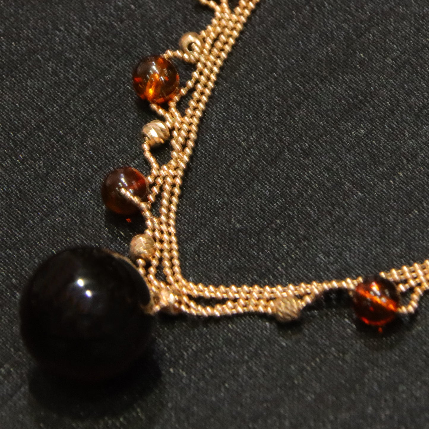 Fashion retro blue amber diameter 15mm  ladies necklace pendant