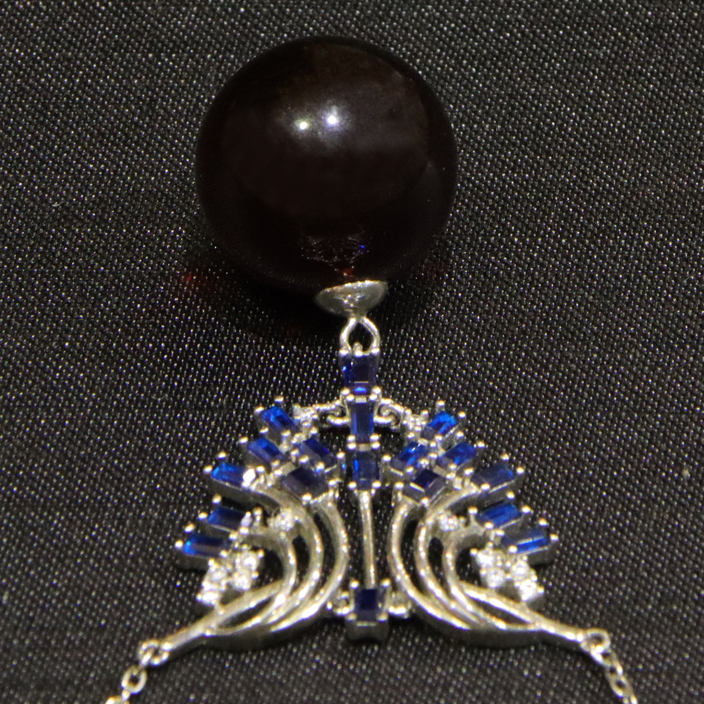 Fashion retro blue amber diameter 17mm ladies necklace pendant