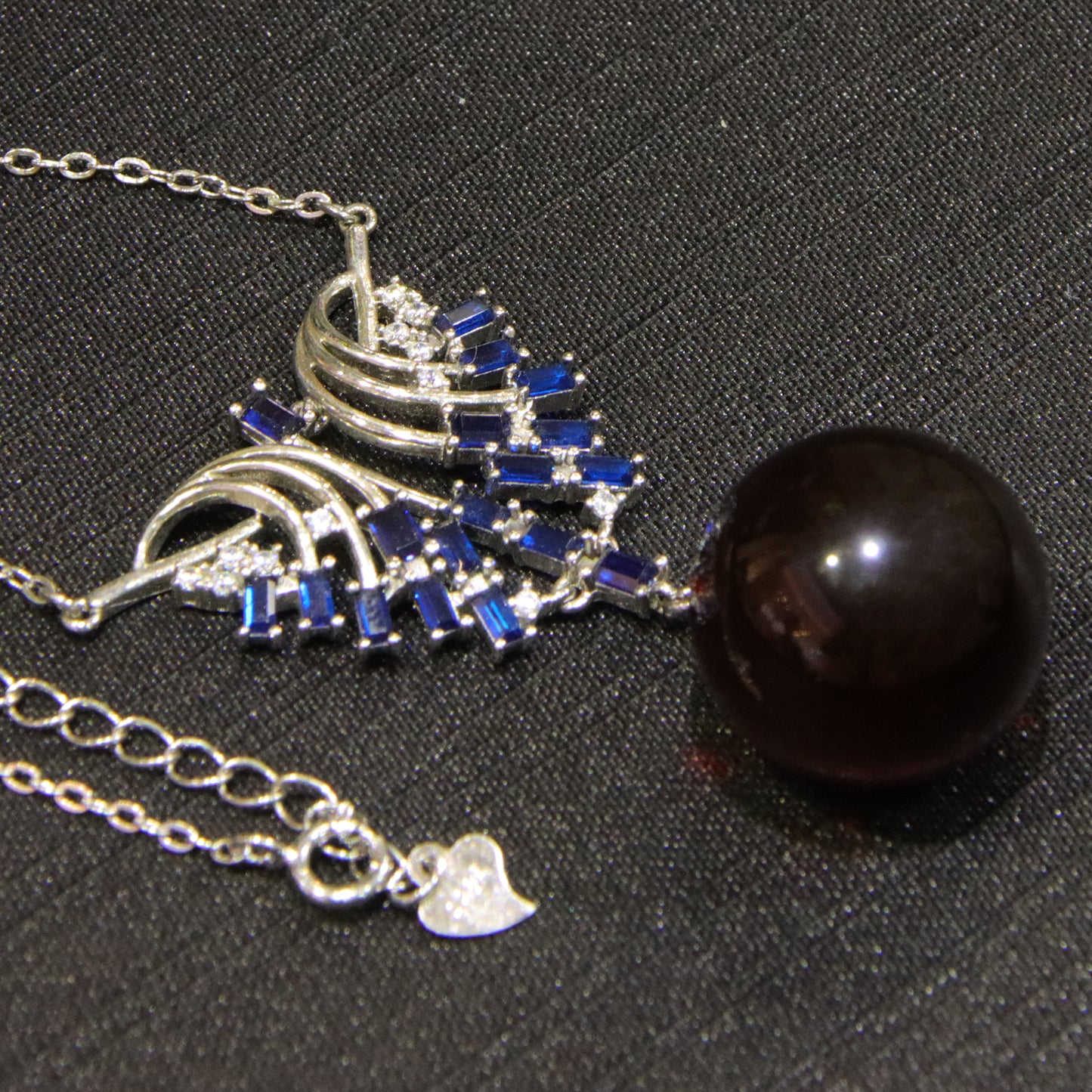 Fashion retro blue amber diameter 17mm ladies necklace pendant
