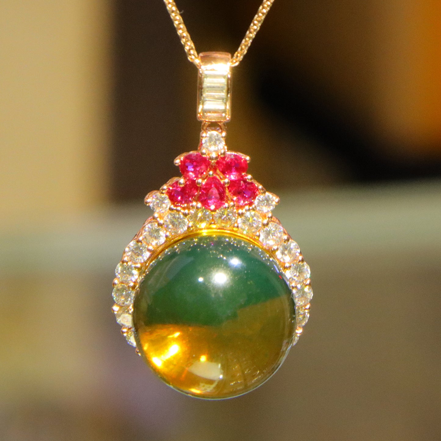 Fashionable and simple blue amber diameter 19mm 0.013kg ladies necklace pendant