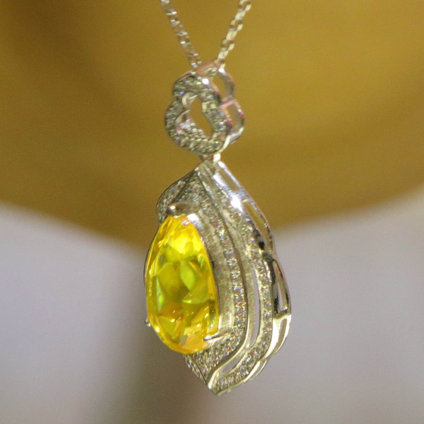 Retro simple blue amber diameter 9.1mm 0.003kg ladies necklace pendant