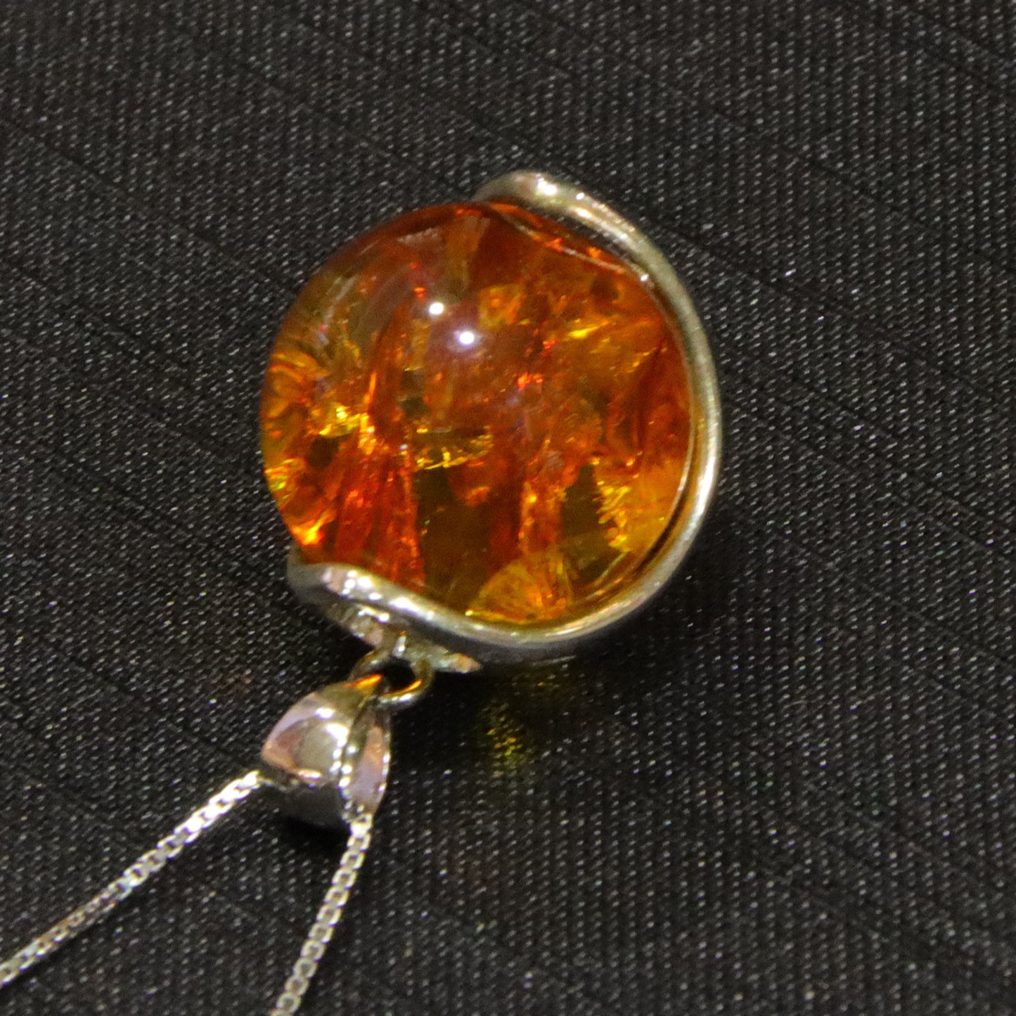 925 silver fashion blue amber diameter 14mm 0.005kg ladies necklace pendant